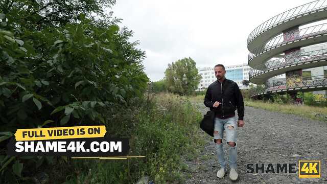 Надеюсь друг не узнает, что я переспал с его женой