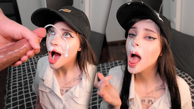 Молодое женское личико залито густой спермой