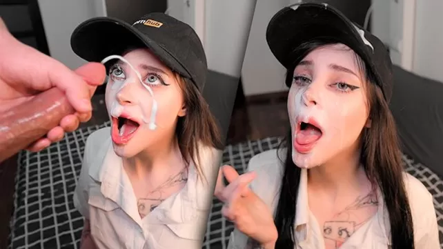 Молодое женское личико залито густой спермой