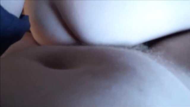 Камераға секси-подружка көрсетеді мастер-класс траха