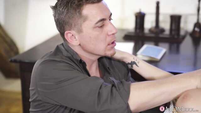 Milf in stockings and on spires gave herself to a friend's crotch