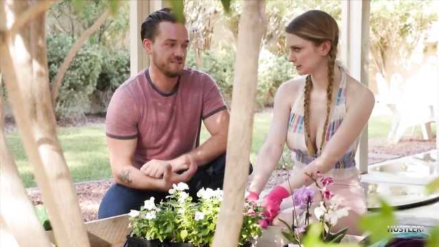 I gave myself to a neighbor on the couch on the first day of dating