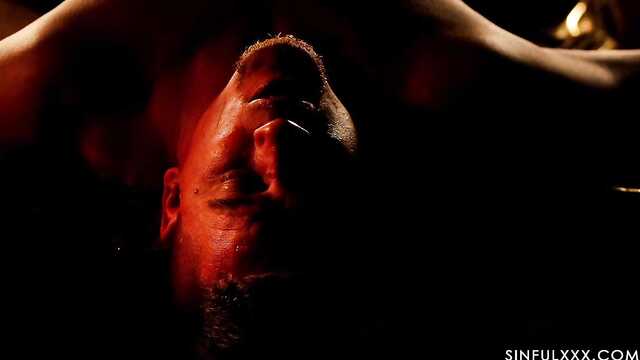 Romantyczny seks dojrzałej Blondynki po udanej randce