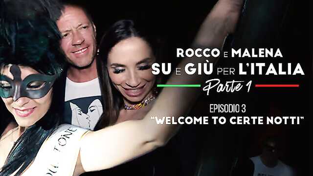 Грудастые Телки Ведут Жаркую Оргию.