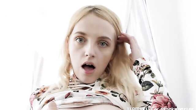 A man helped an excited cutie to have an orgasm