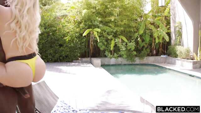 Растягивание Чёрной Жопы: Негру На Грани Оргазма