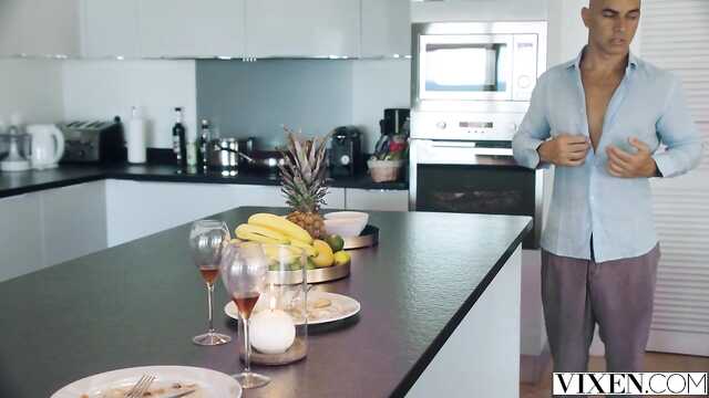 Сисястую әйелі болады және керек трахать в МЖМ