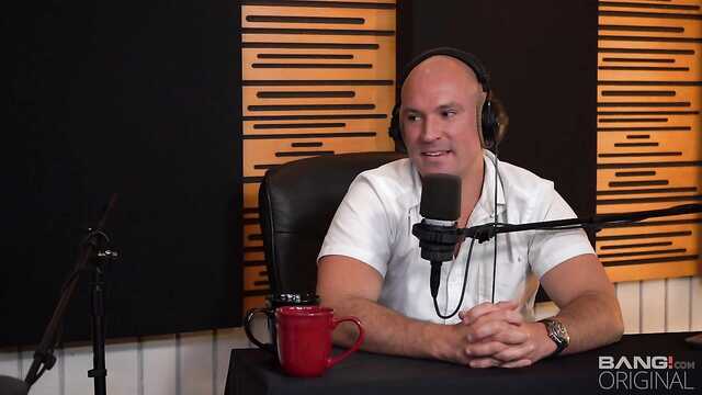 Udzieliła wywiadu na raka i w pozycji kowbojki