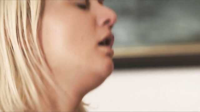 Tak całować członek może tylko głodna żona