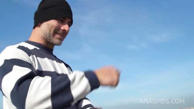 Екі еселенген ену үшін барлығын жоғары қарай ысқырыңыз