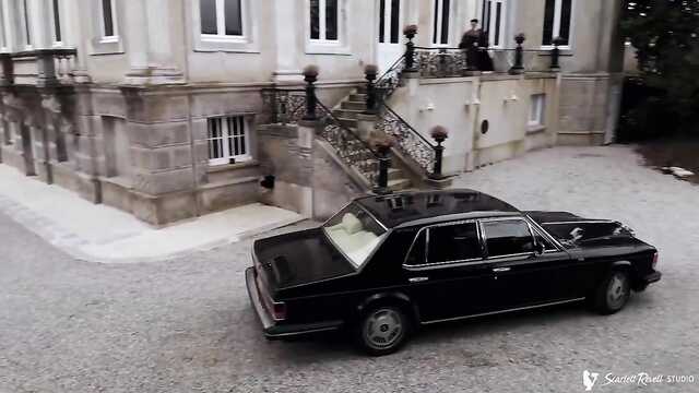 Увлекательное проведение времени с большим учителем