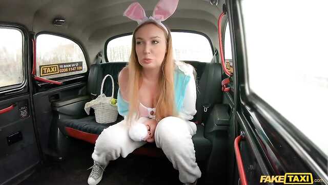Пасхальный Анальный Трах В Такси Для Блондинки