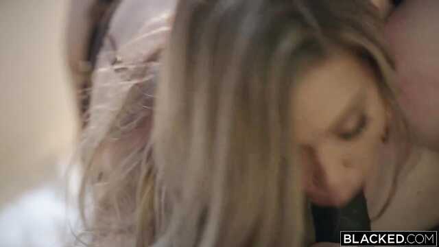 Dziewczyna po raz pierwszy zaprosiła na trójkąt z murzynem