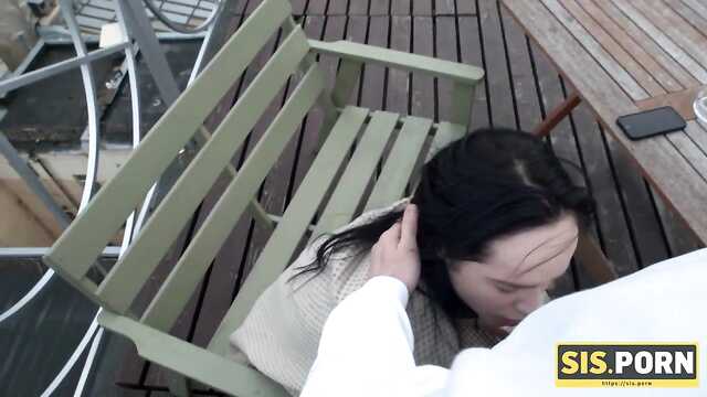 Пикапер сделал подстрижку на улице, а заворожил внутри.