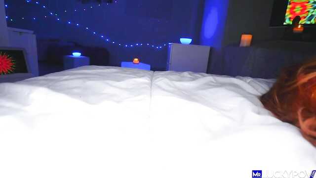 Досым түнде лихо трахается және сквиртит