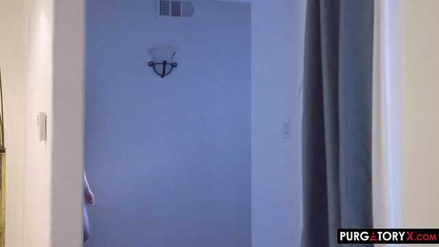 Latina z rudą dziewczyną zamienili się hahalami