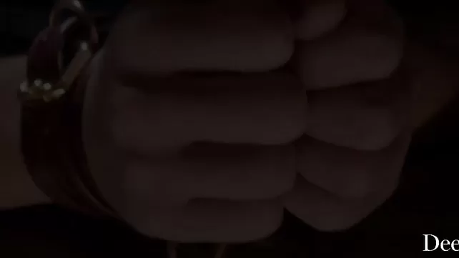 O boneco branco deu a esposa a um negro com um pau grande