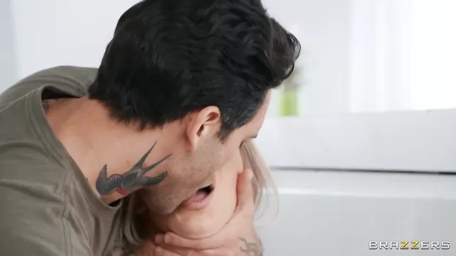 Мен жай ғана ойнағым келді, бірақ чиксті сквиртке апарды