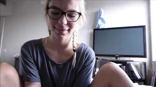 Okularnica Blondynka Na spór zassała POV