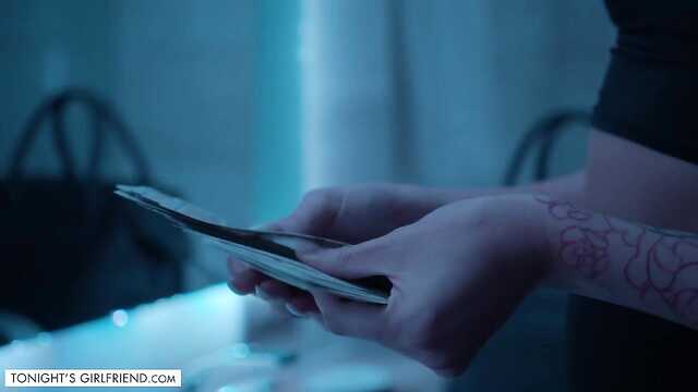 Ein erfahrener Pilot hat eine Geliebte in jeder Stadt