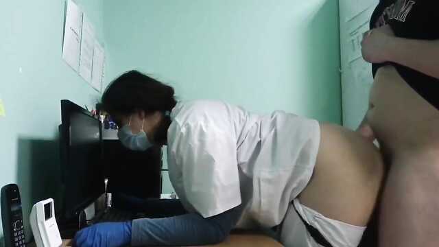 Анализ коронавируса: член делает его.