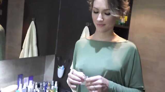 Blonde pantyhose got a boyfriend for sex