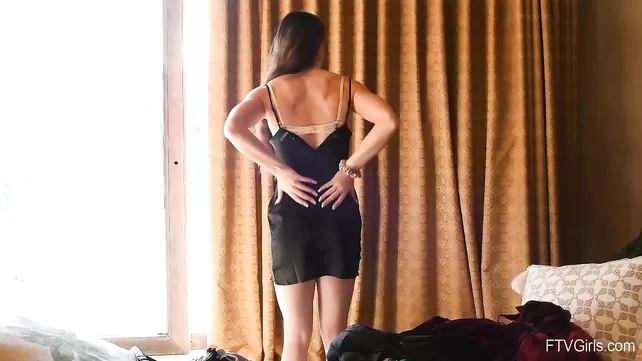 Порно әйел иесі және әйел құл жазасы Орыс тіліндегі порнографияны қараңыз.