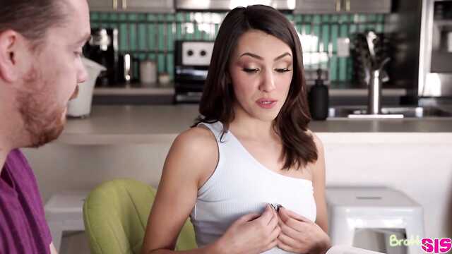 Wybór jest trudny, więc pieprzy dwóch jałówek na raz