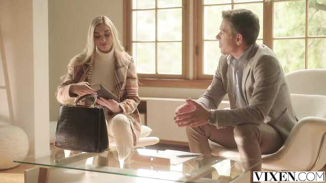 Секретарша: интервью в постели