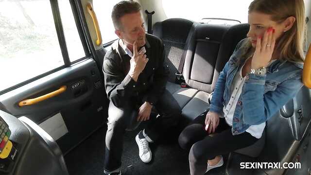 Оплати такси пилоткой: не забудь деньги!