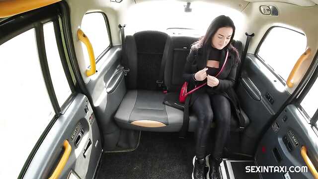 От разговоров о дрочке до секса.