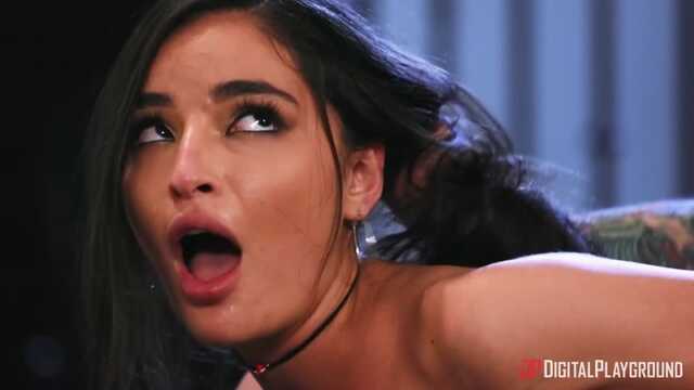 I nie zdjęła butów, a już członek w kroczu