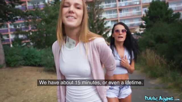 Удачное поимки двух телок для пикапера.