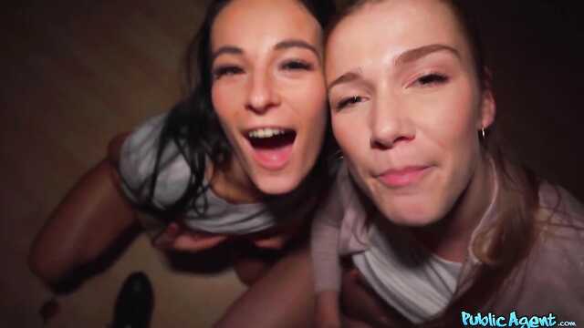 Удачное поимки двух телок для пикапера.