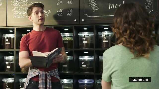 Романное захватывающее сражение: писательница и связанная девушка