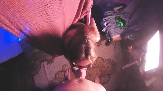 Наслаждение изменой: как отсосать у чувака.