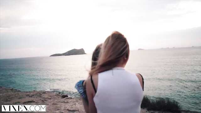 Екі досымен аралдарда керемет демалыс