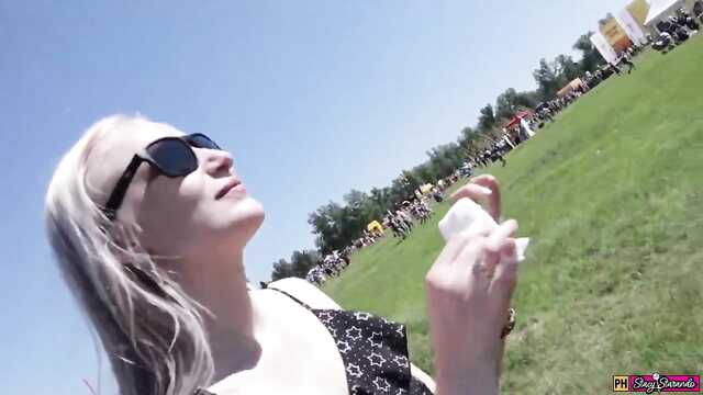 Co może być lepszego niż ssanie kutasa w krzakach