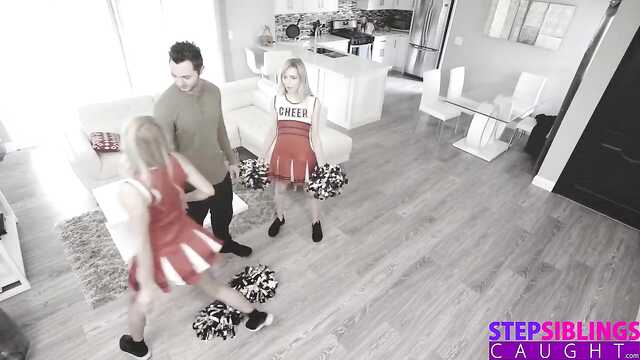 Аққұбалар жасырын камера туралы білмей, әтешке секіреді