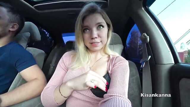 Kochanie, podobał Ci się wulgarny lodzik w samochodzie?