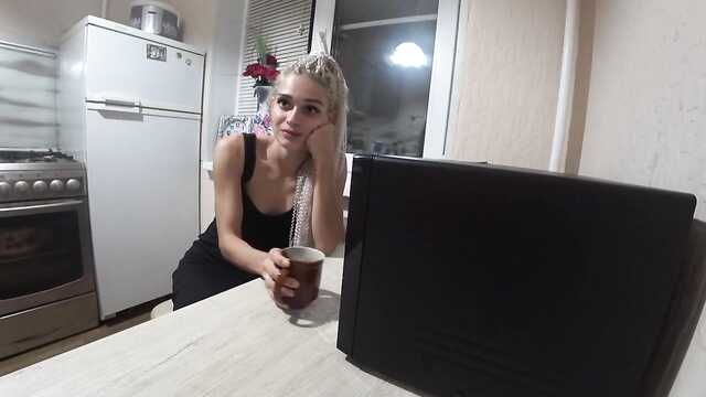 Гейлерді киіну туралы порно видеолар