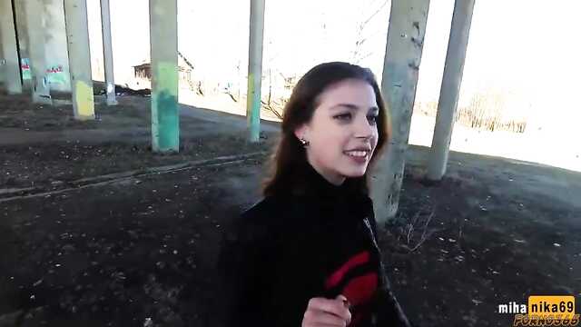 Frostbitten nose when sucking a guy under the bridge