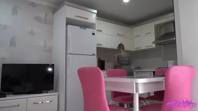 Іссапарда сүйікті болған кезде, бала досының есегін қуырды