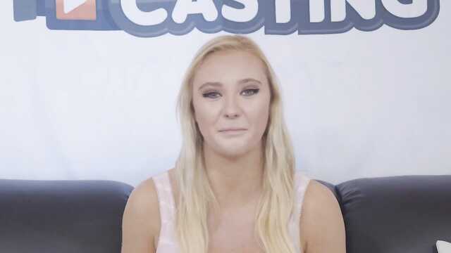 Заслуженный кремпай в вагину за хороший секс!