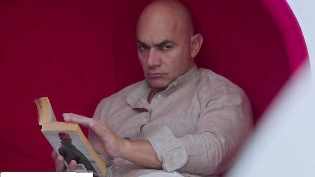 Анальный секс после знакомства на вписке