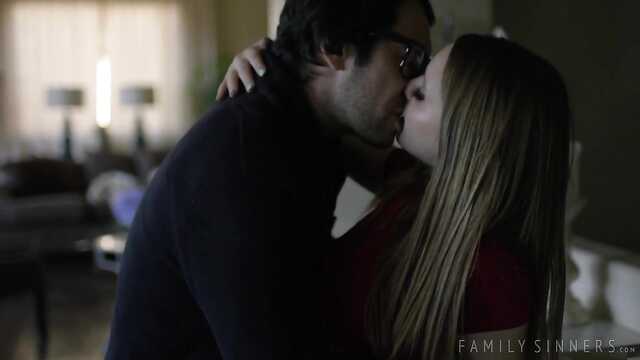 Надень маску и снимай трусы: наказание пришло.