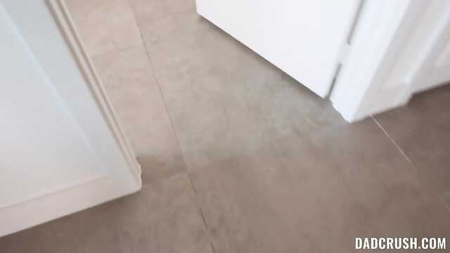 Myślę, że seks jest najlepszym lekarstwem dla młodej sąsiadki