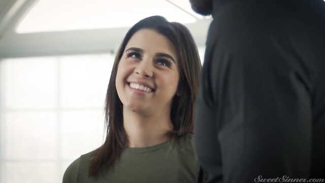 Вместо любимой - гуляющая подруга!