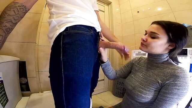 She got her friend drunk, and she sucks her boyfriend in the toilet