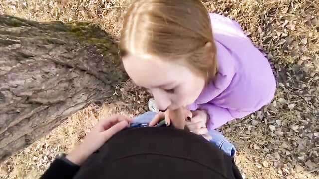 Lekki lodzik na łonie natury dla rosyjskiej puszystej nyashy